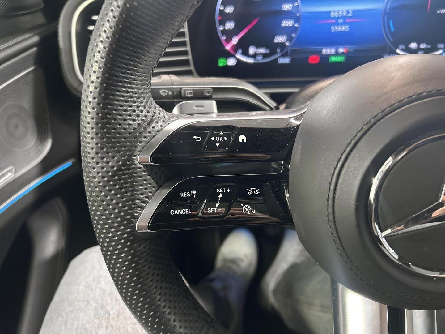 MERCEDES-BENZ GLE 2024