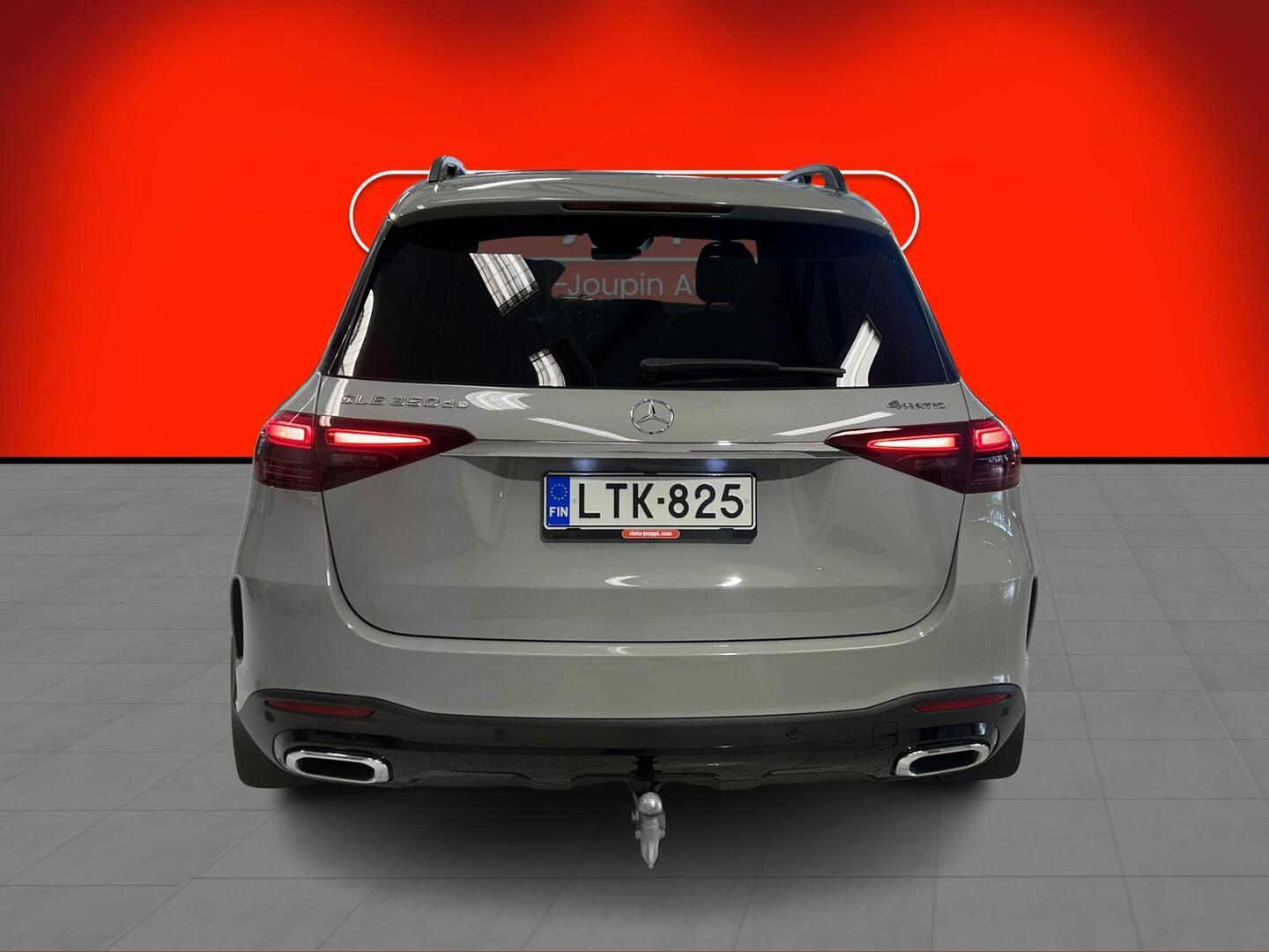 MERCEDES-BENZ GLE 2024