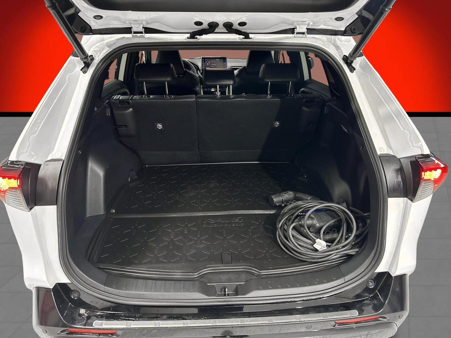 TOYOTA RAV4 PLUG-IN 2021