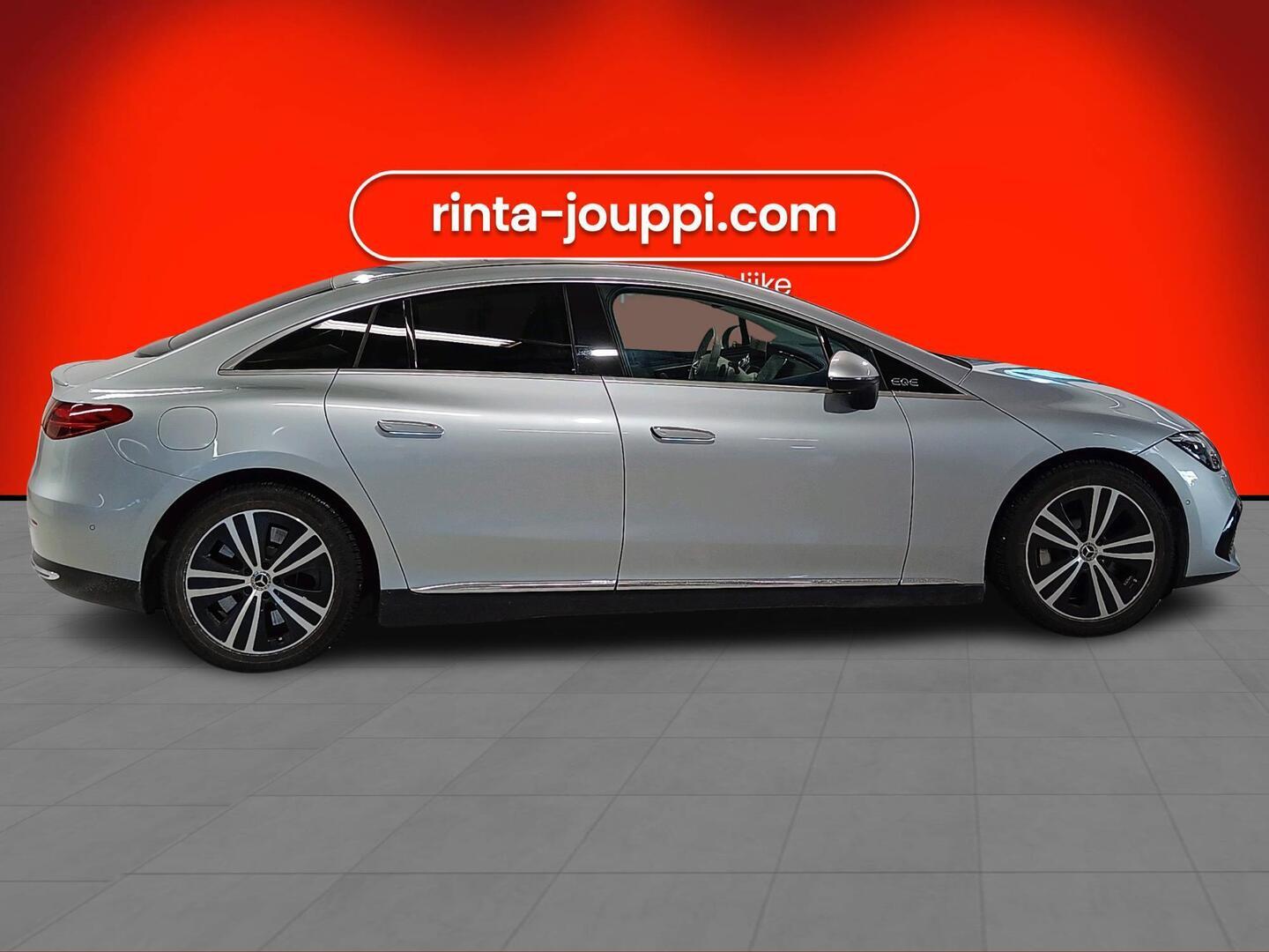 MERCEDES-BENZ EQE 2022