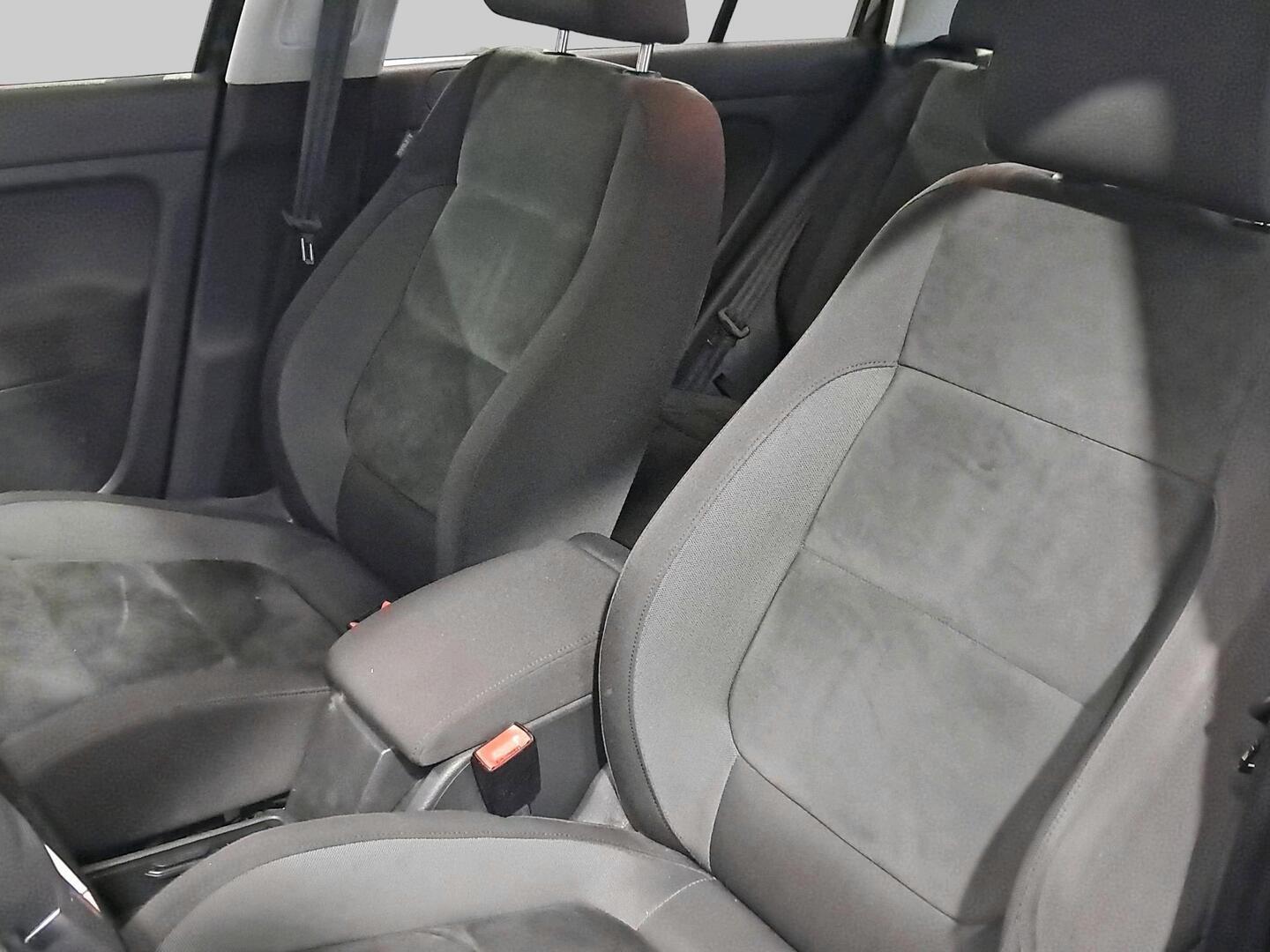 VOLKSWAGEN Golf Plus 2010