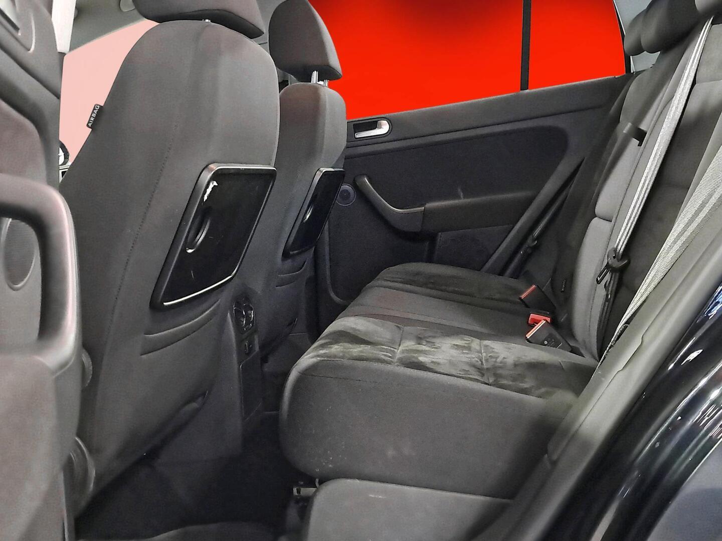 VOLKSWAGEN Golf Plus 2010