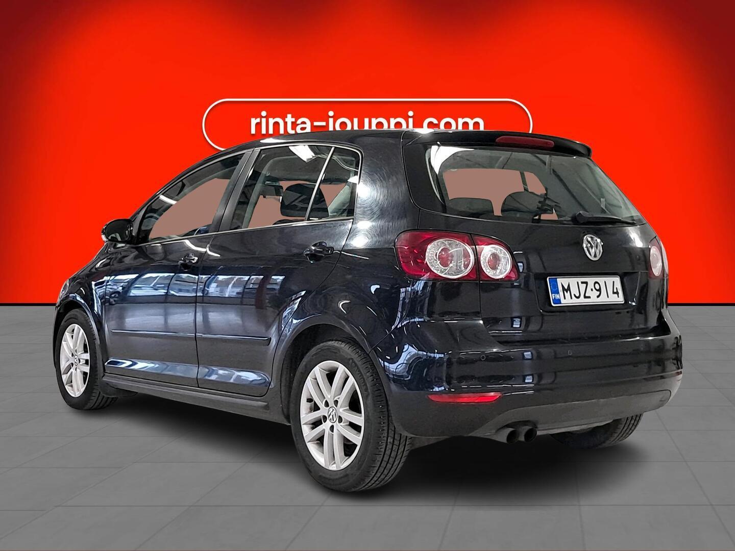 VOLKSWAGEN Golf Plus 2010
