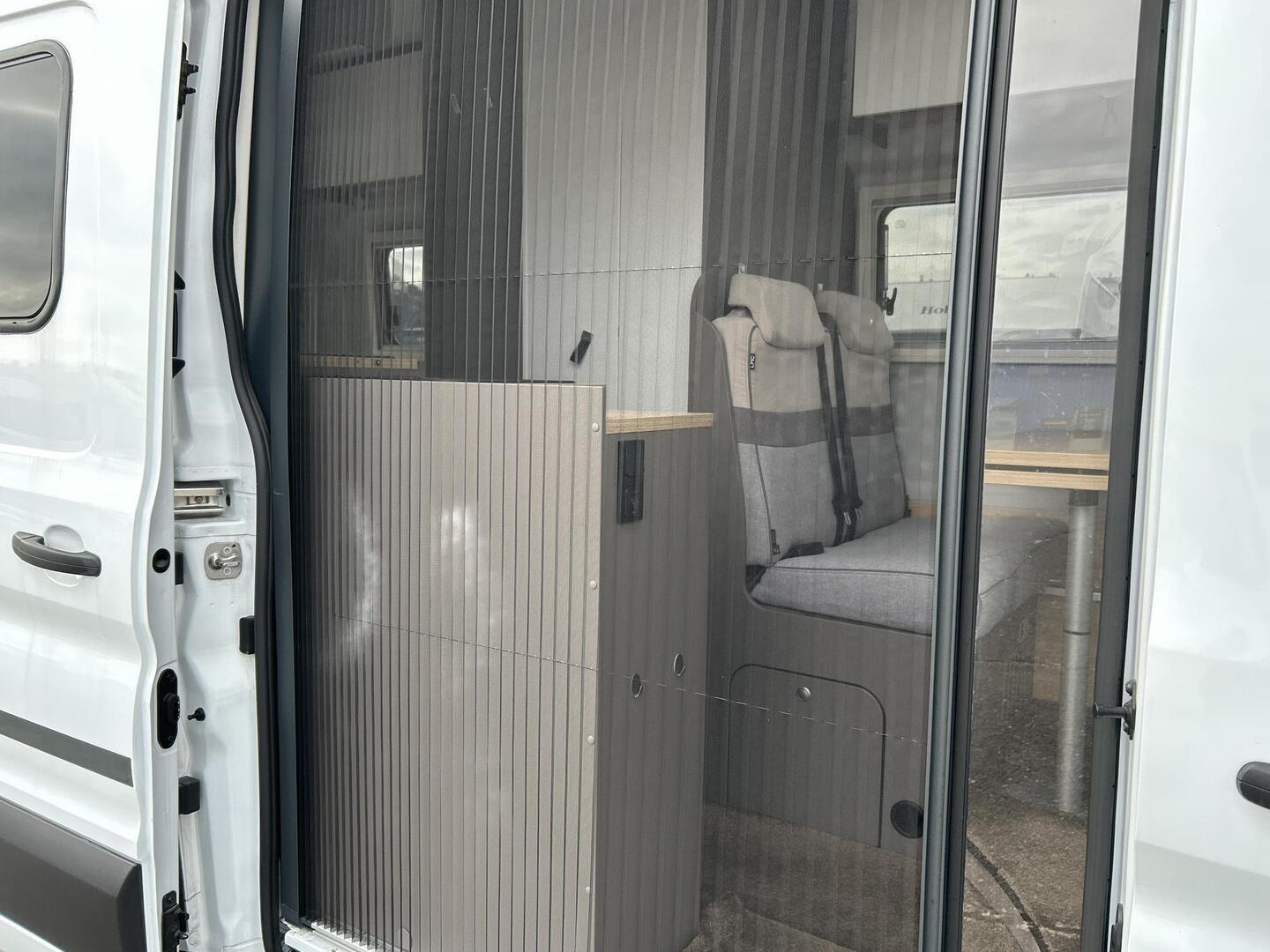 LMC INNOVAN 590 2023