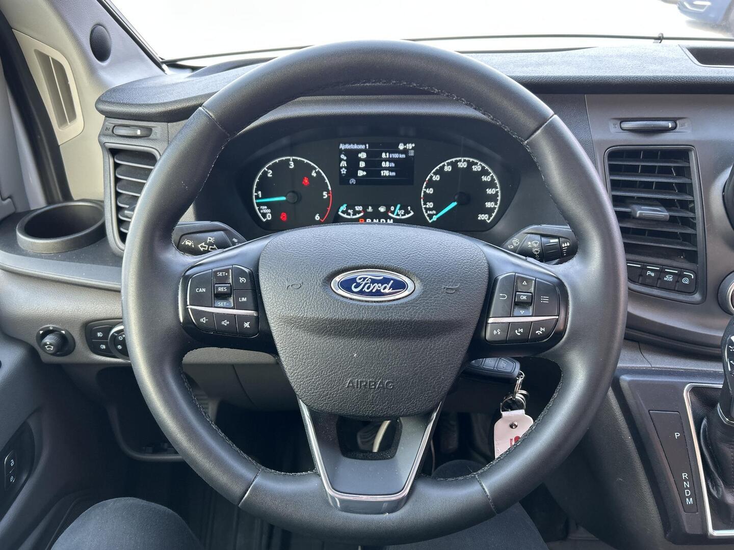 LMC INNOVAN 590 2023