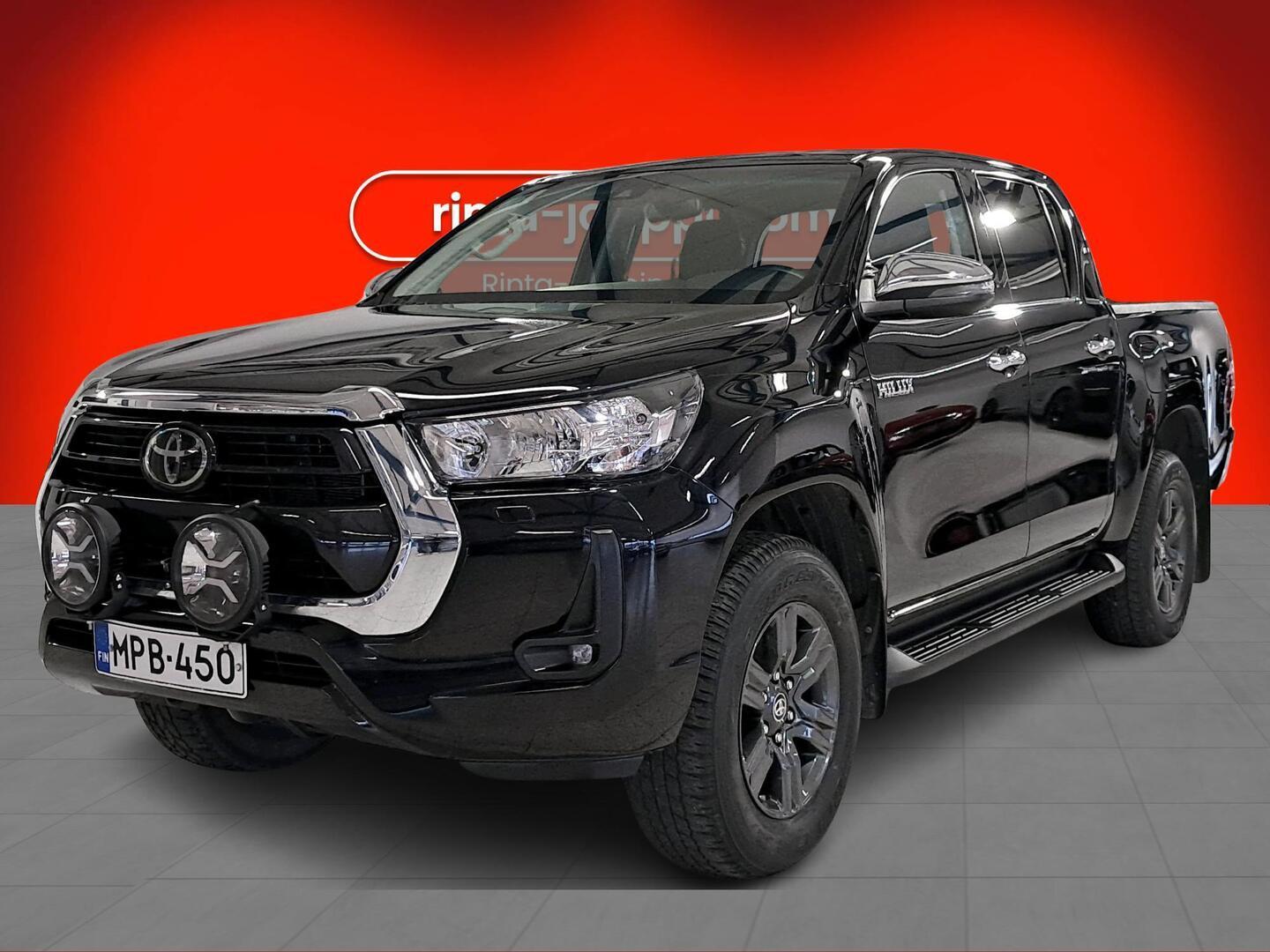 TOYOTA Hilux 2025