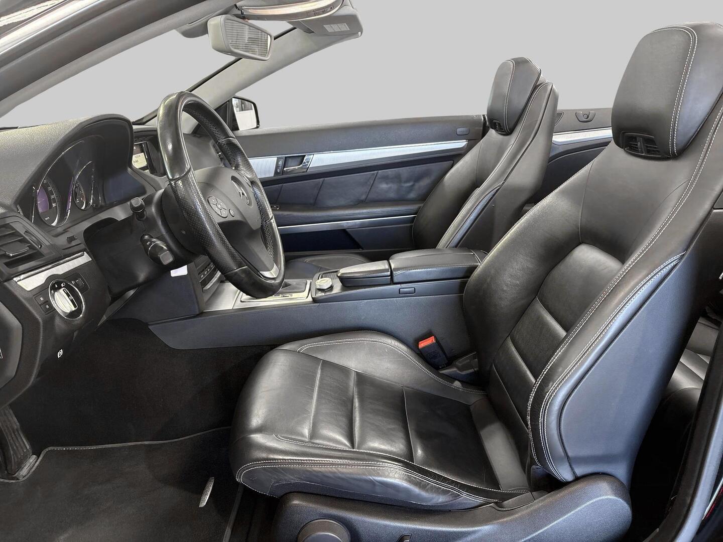 MERCEDES-BENZ E 2010