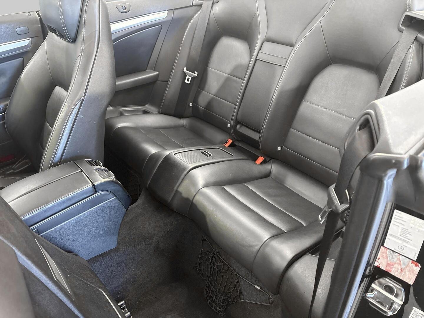 MERCEDES-BENZ E 2010