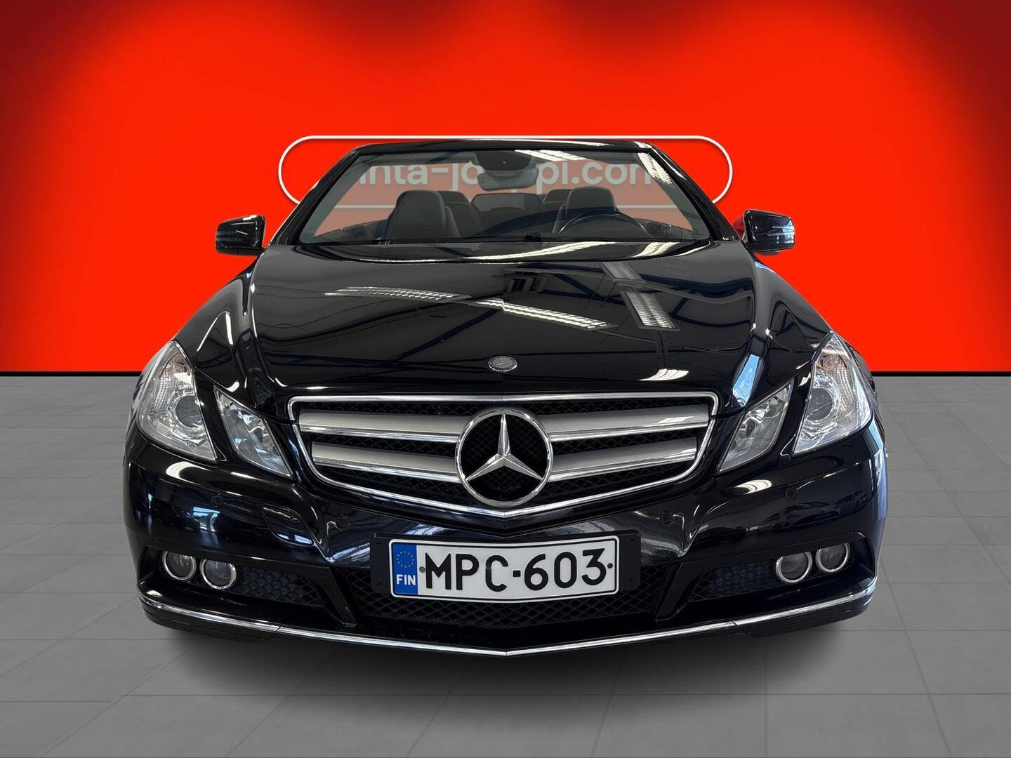 MERCEDES-BENZ E 2010