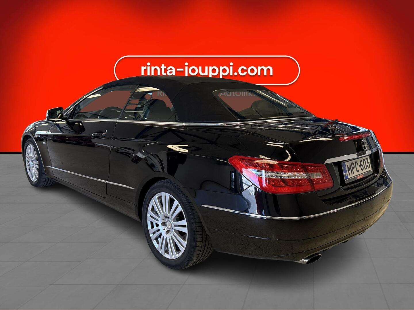MERCEDES-BENZ E 2010