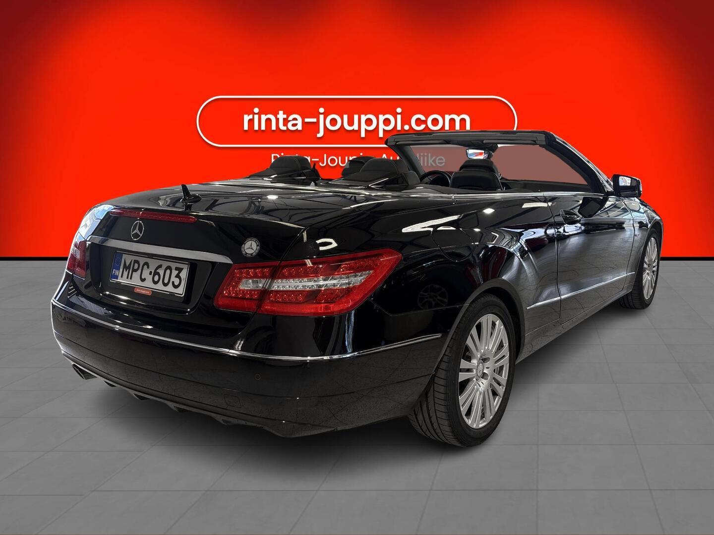 MERCEDES-BENZ E 2010