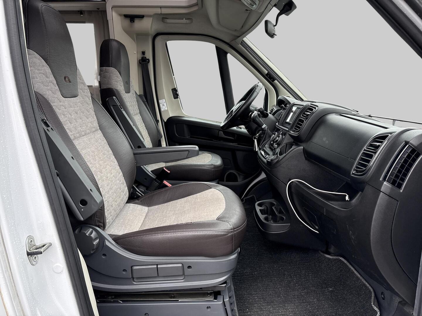 ADRIA MATRIX 670 SL 2023