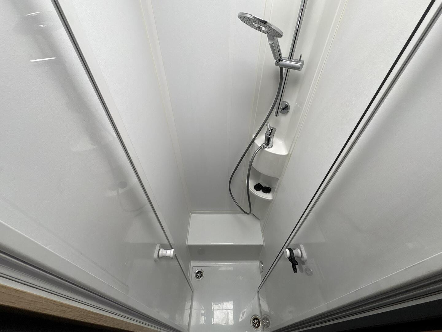 ADRIA MATRIX 670 SL 2023