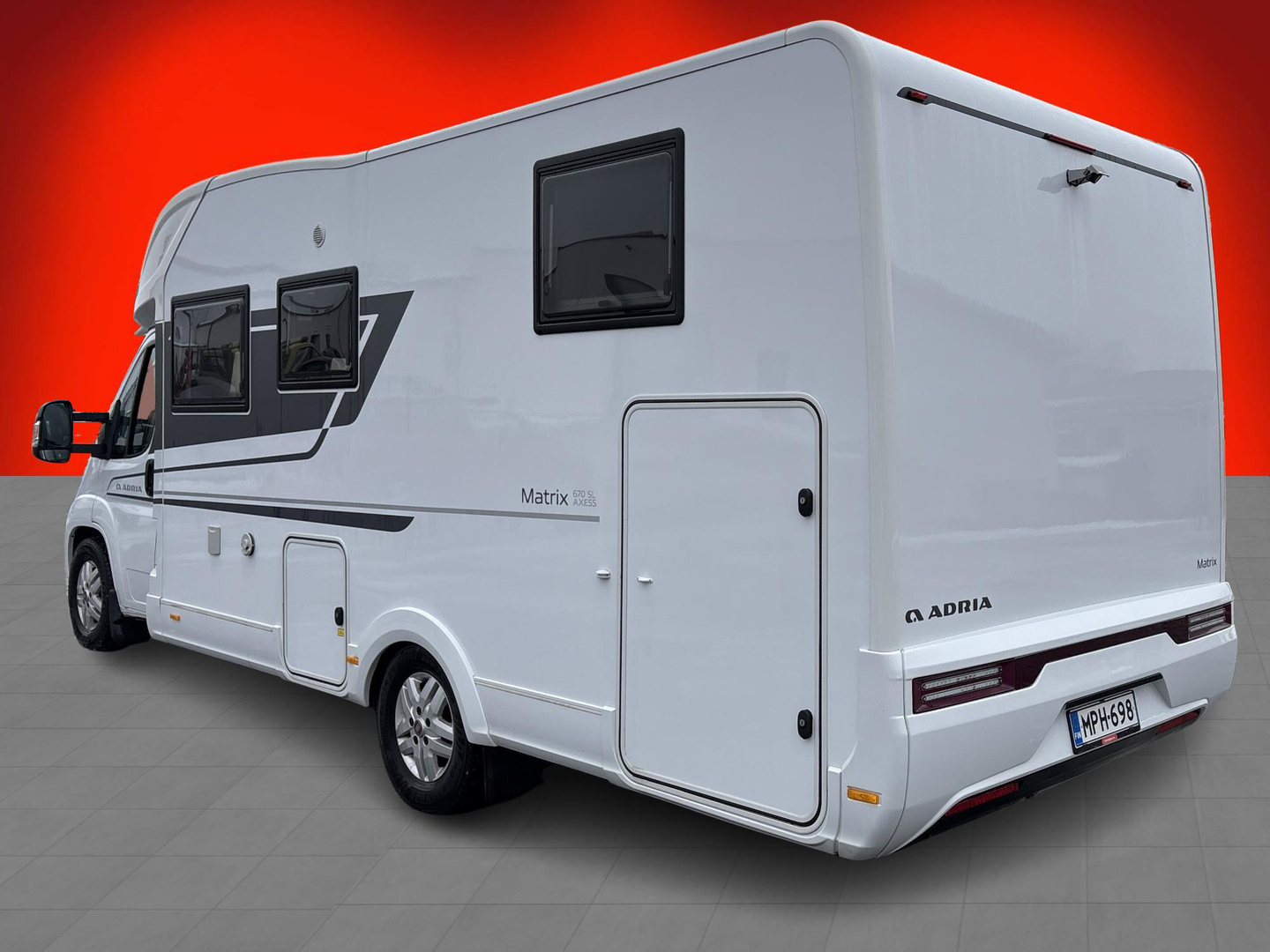 ADRIA MATRIX 670 SL 2023