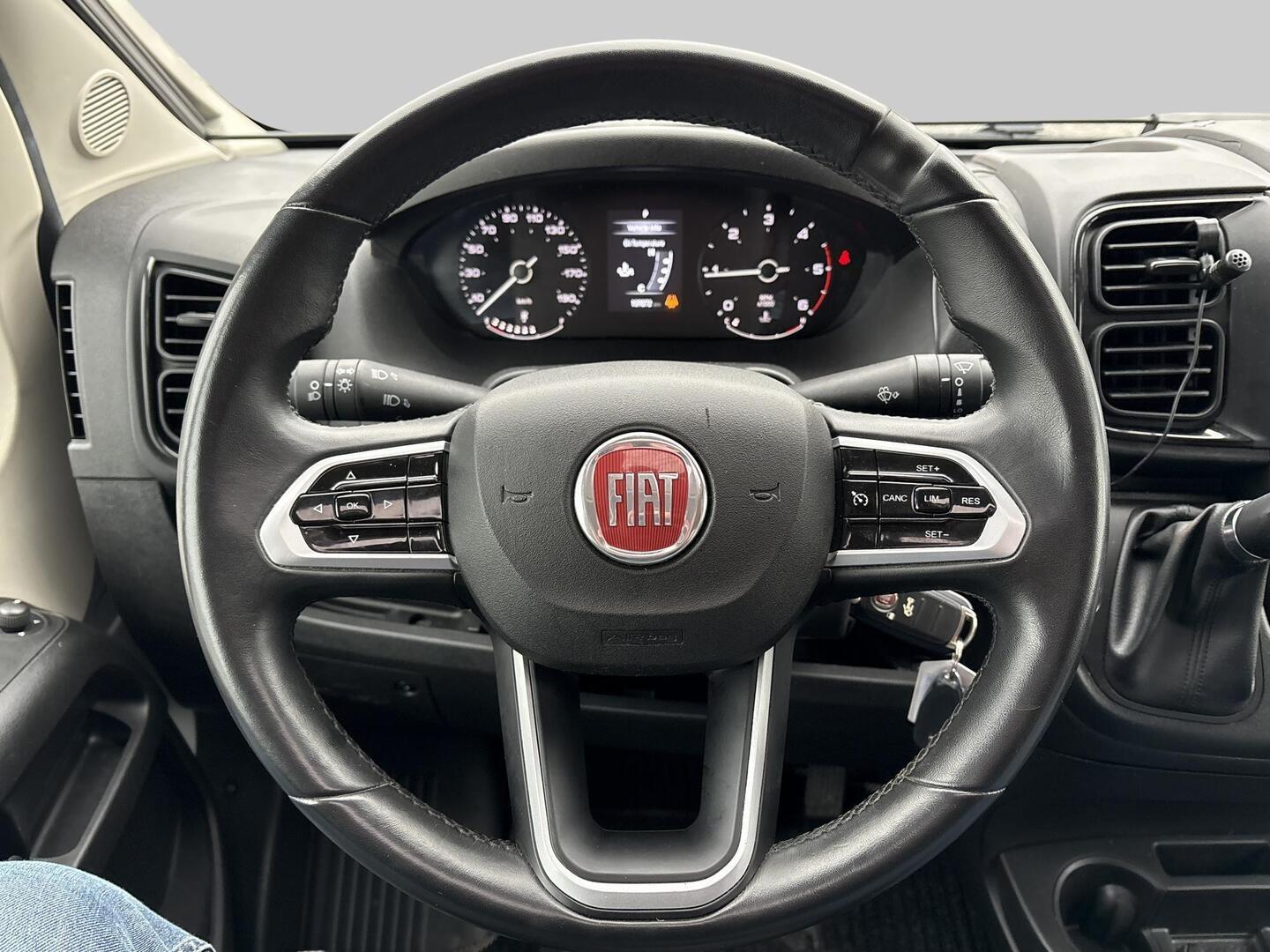 ADRIA MATRIX 670 SL 2023