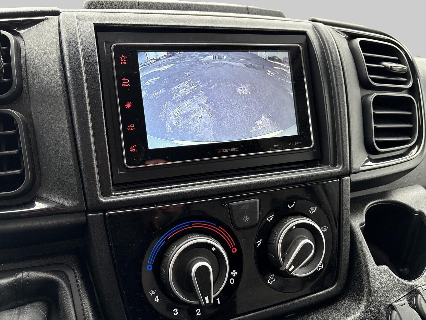 ADRIA MATRIX 670 SL 2023