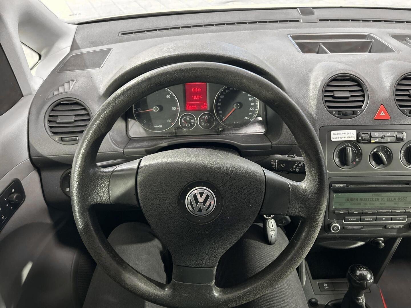 VOLKSWAGEN Caddy Maxi 2010