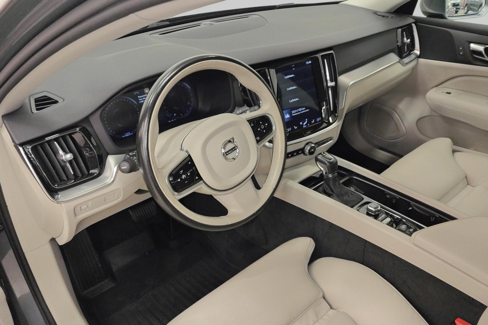 VOLVO S60 2019