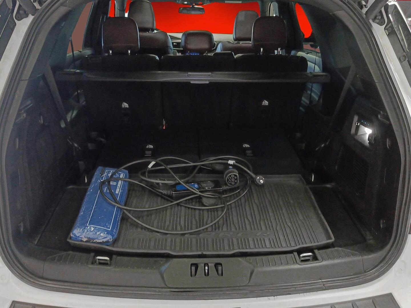 FORD Explorer 2021