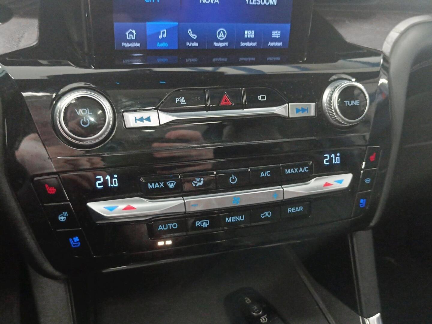 FORD Explorer 2021