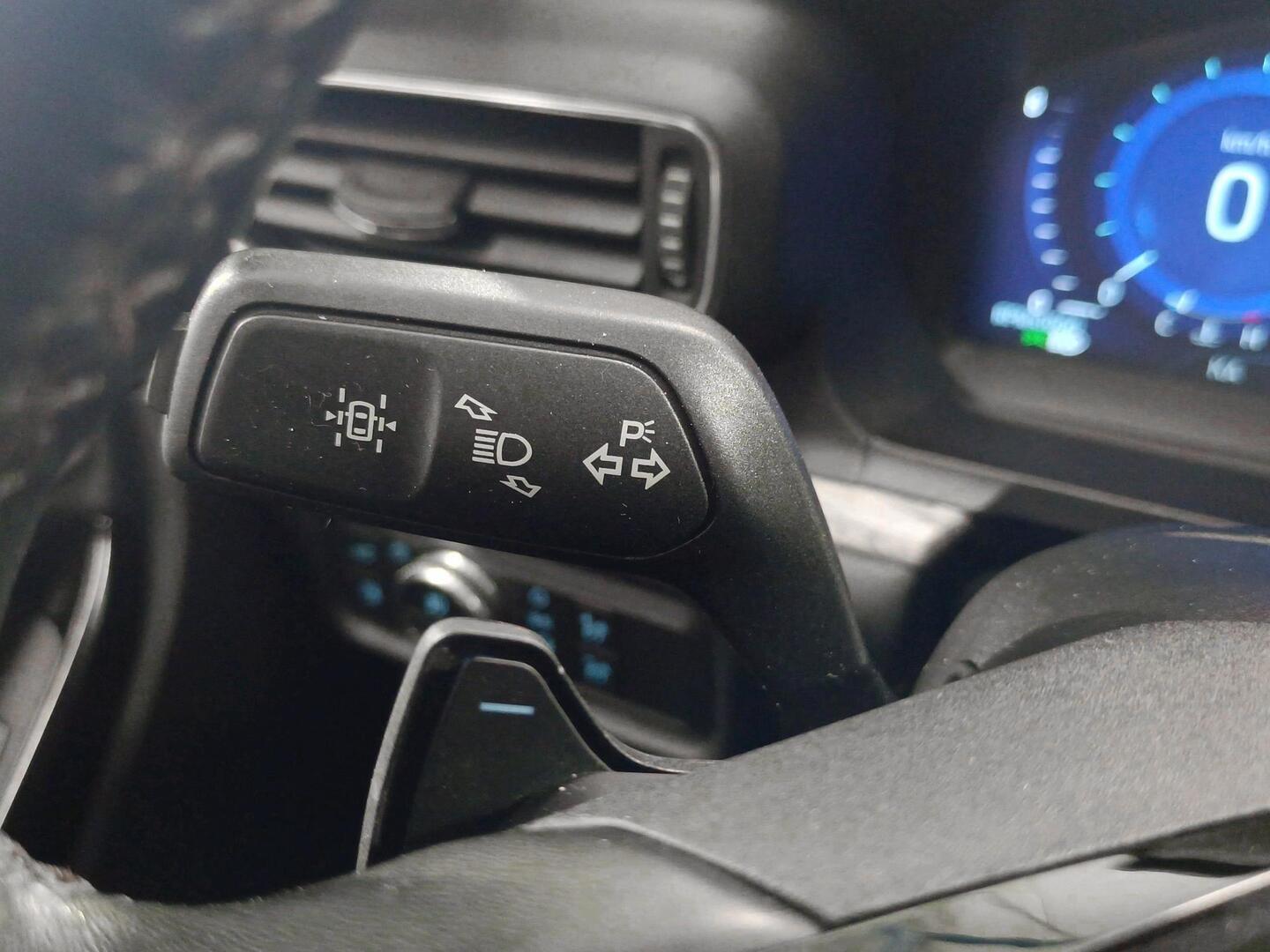 FORD Explorer 2021