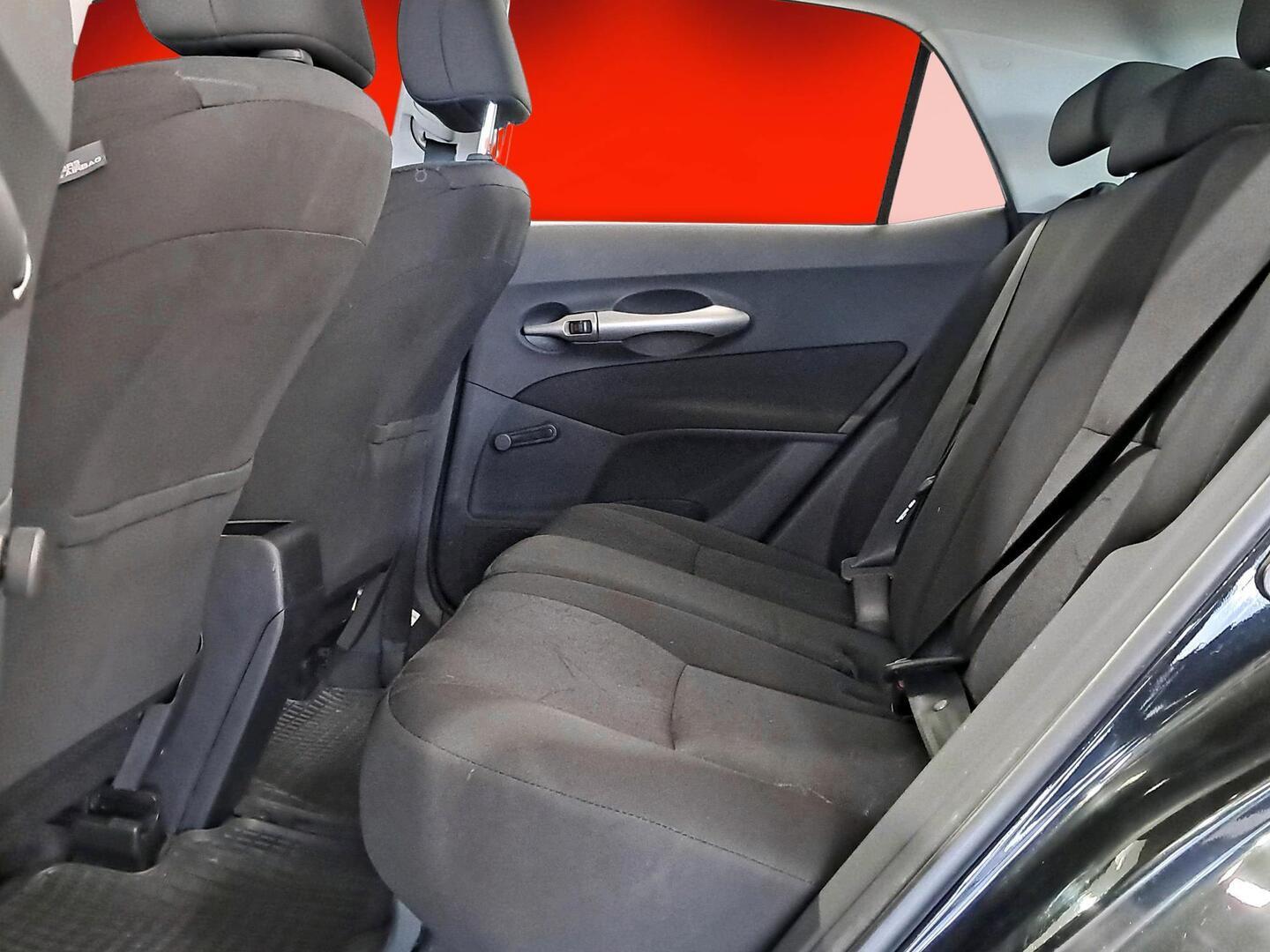 TOYOTA Auris 2010