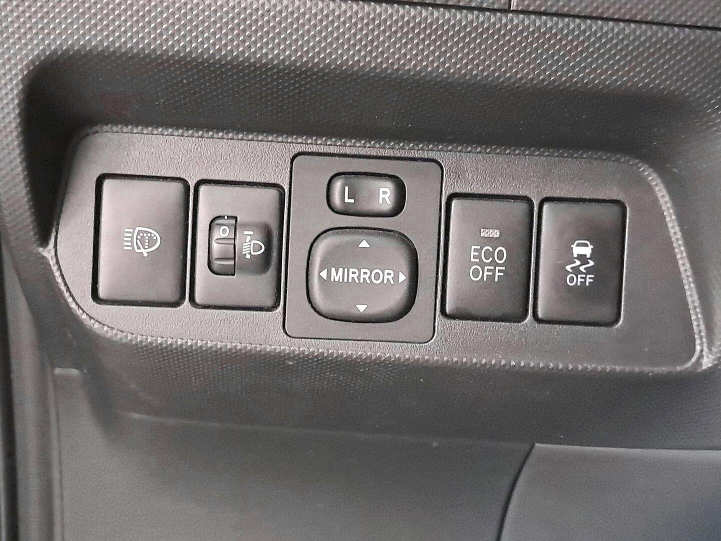 TOYOTA Auris 2010