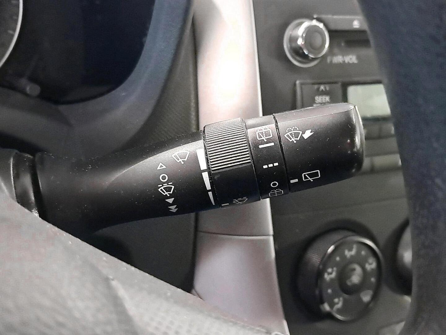 TOYOTA Auris 2010
