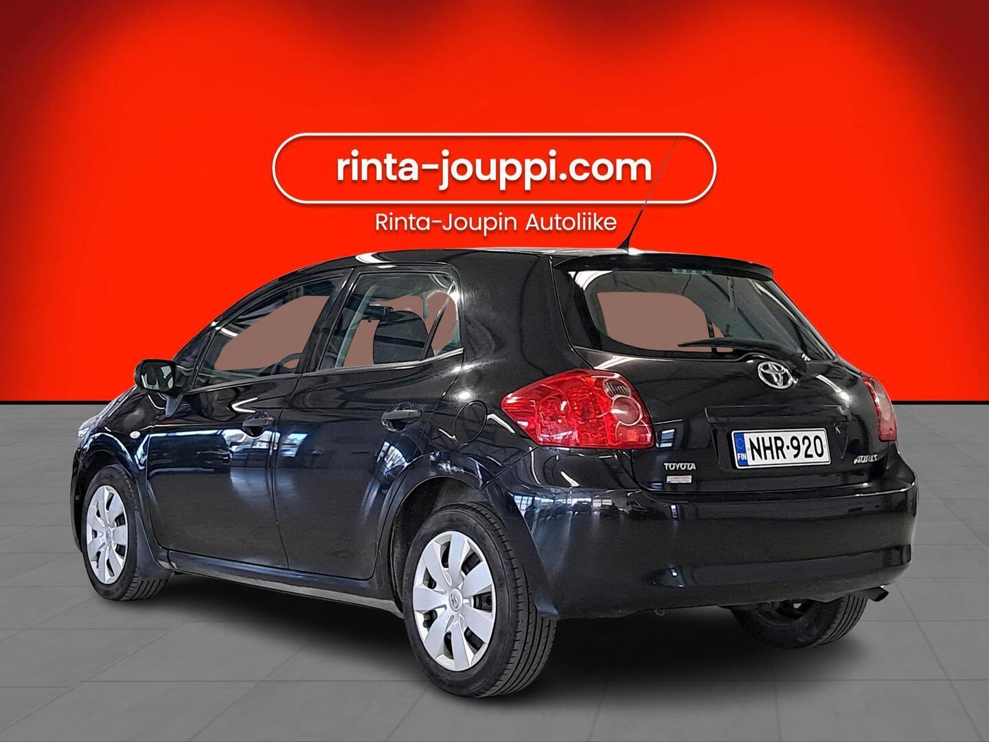 TOYOTA Auris 2010