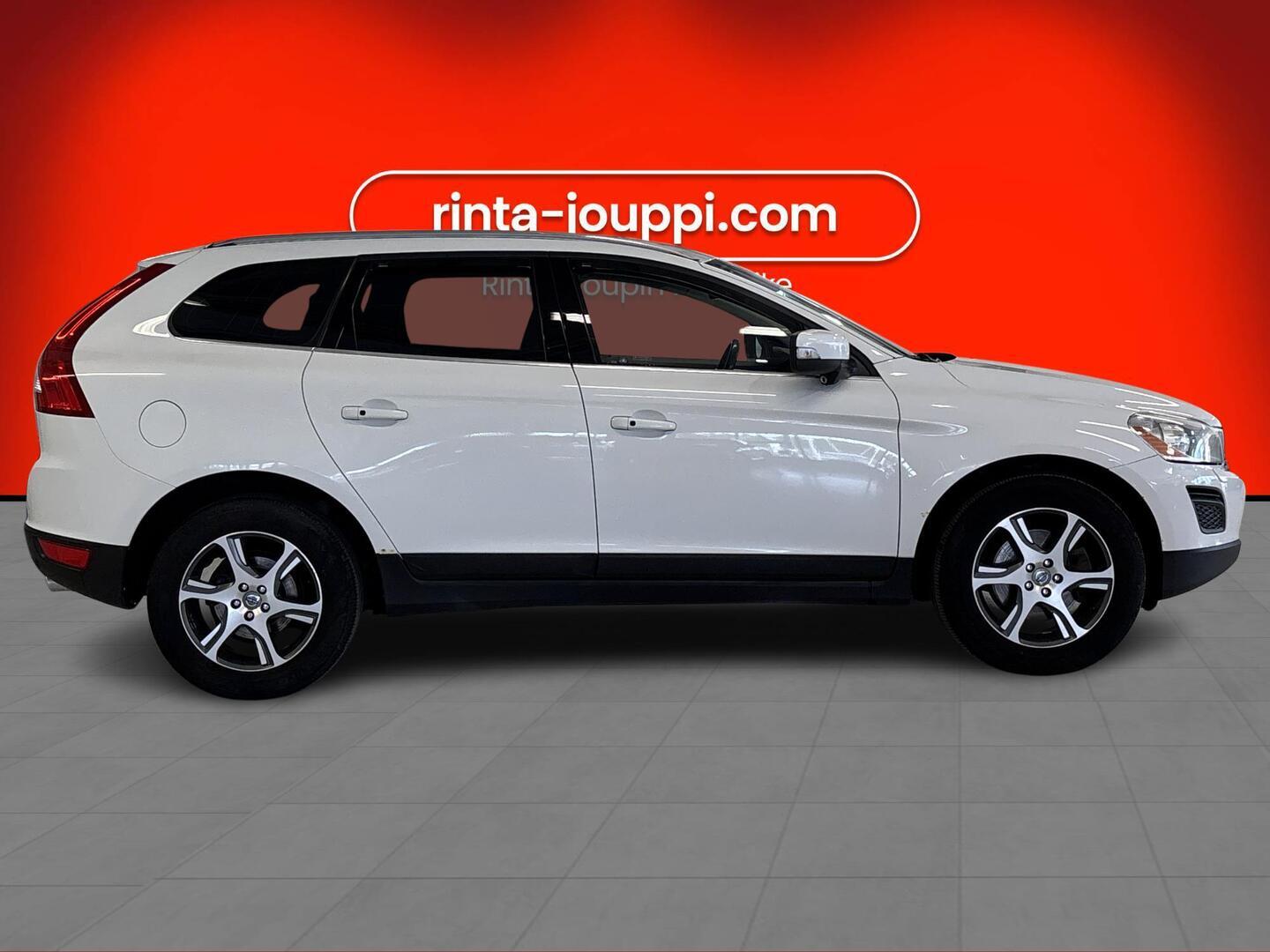 VOLVO XC60 2013