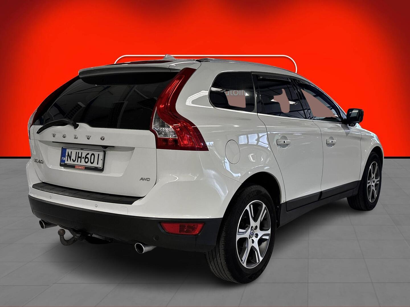 VOLVO XC60 2013