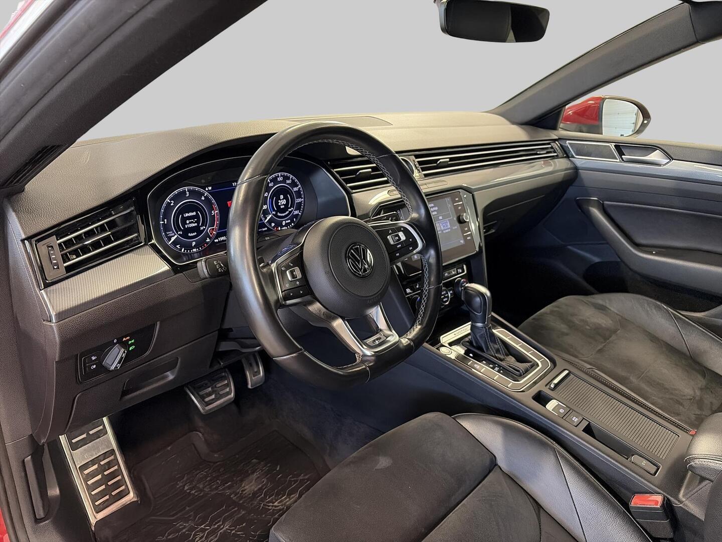 VOLKSWAGEN Arteon 2019