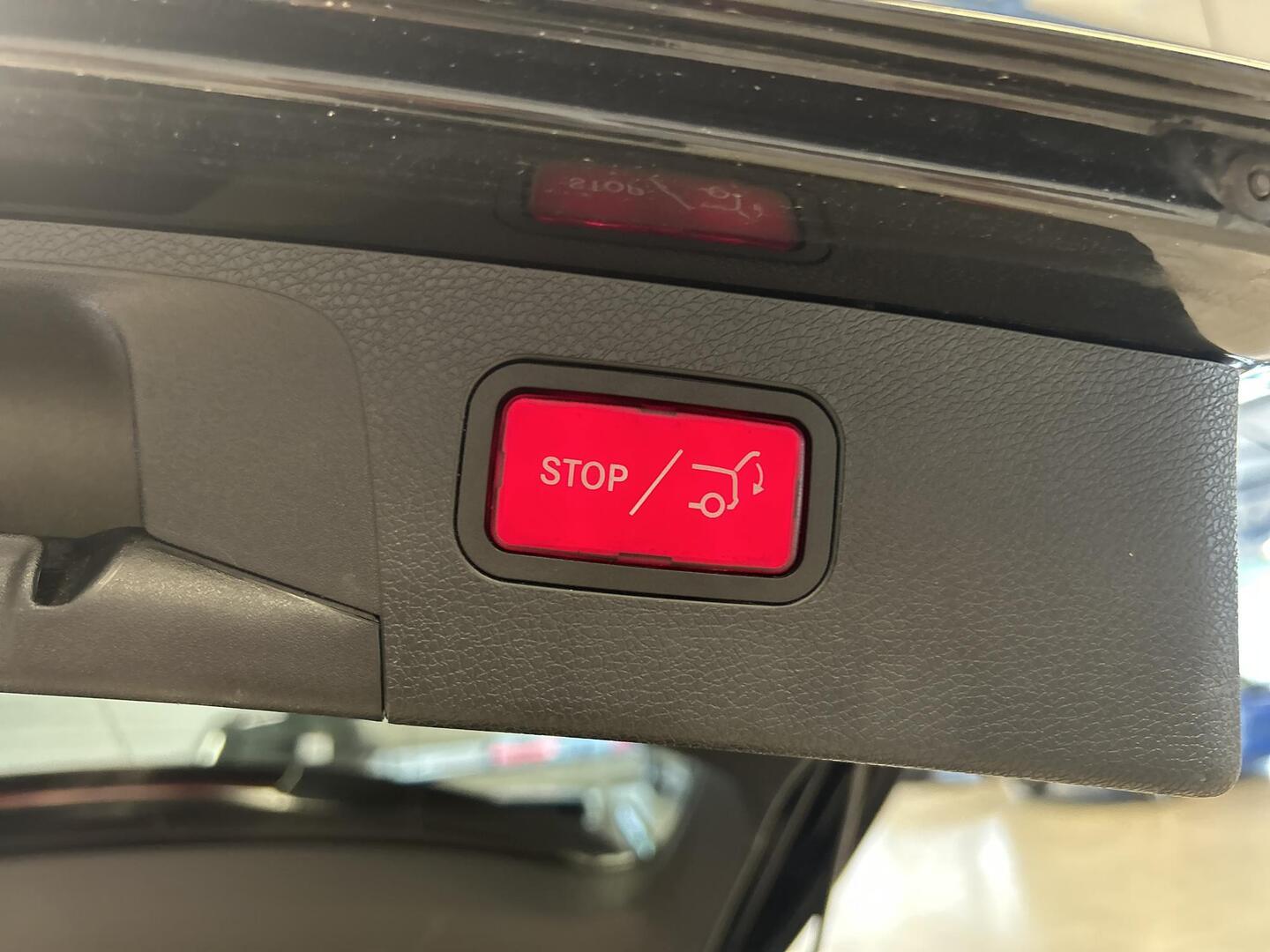 MERCEDES-BENZ E 2017