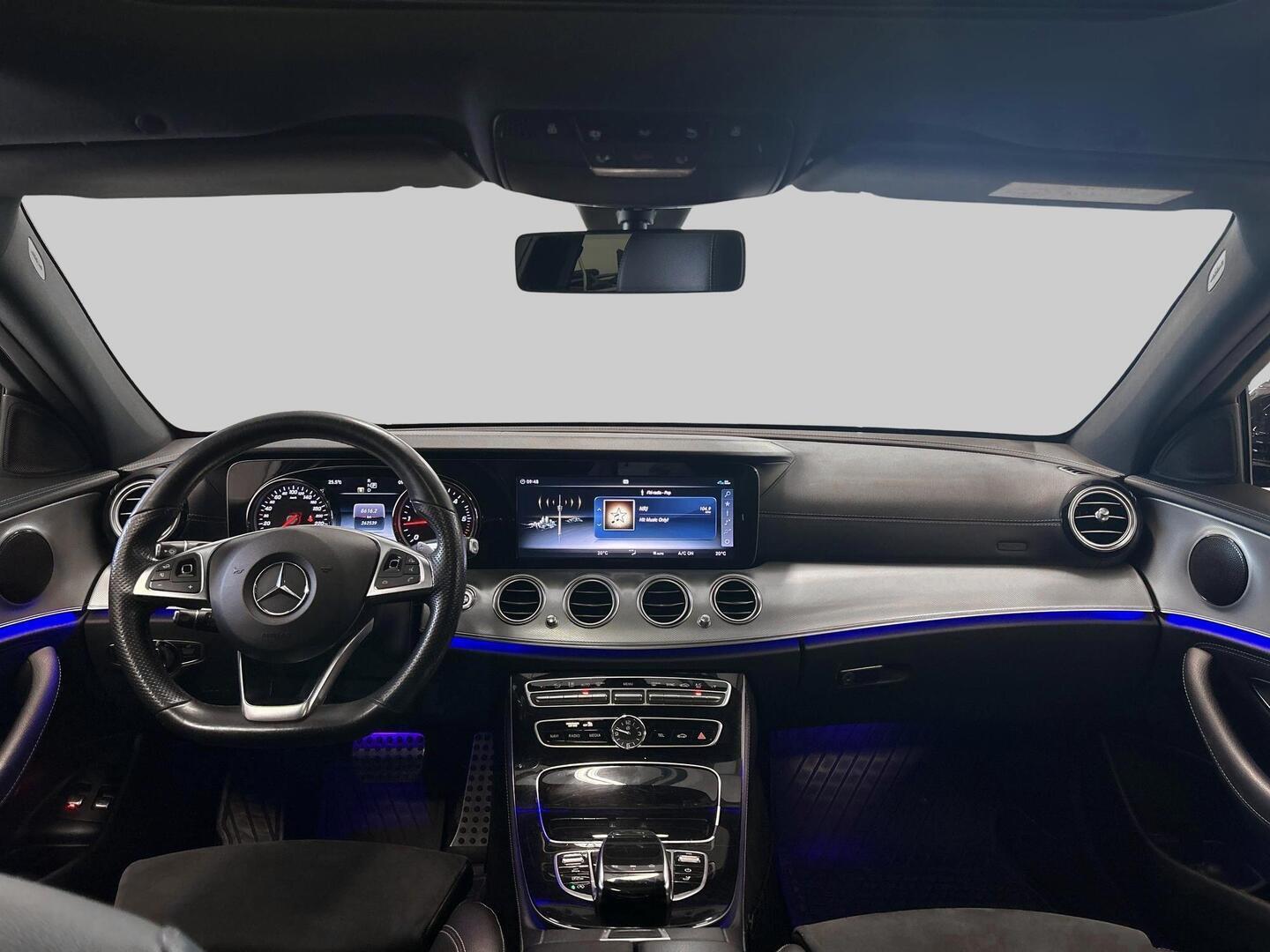 MERCEDES-BENZ E 2017