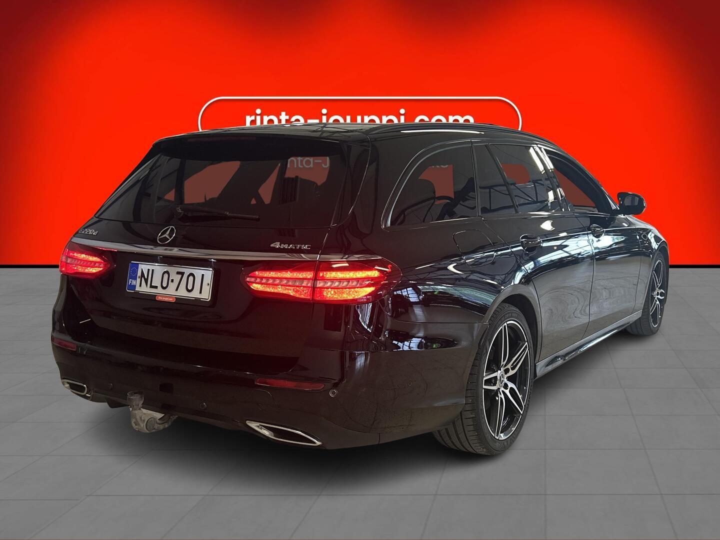MERCEDES-BENZ E 2017