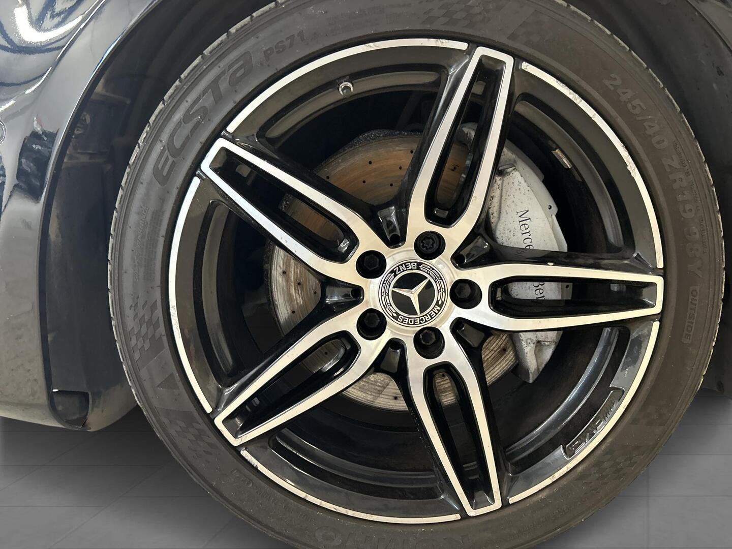 MERCEDES-BENZ E 2017