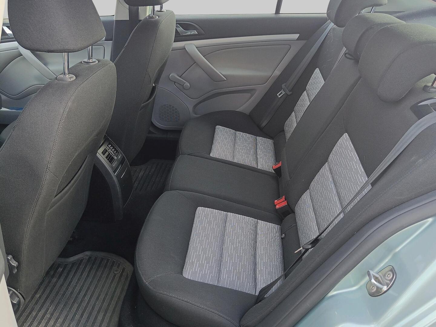 SKODA Octavia 2009