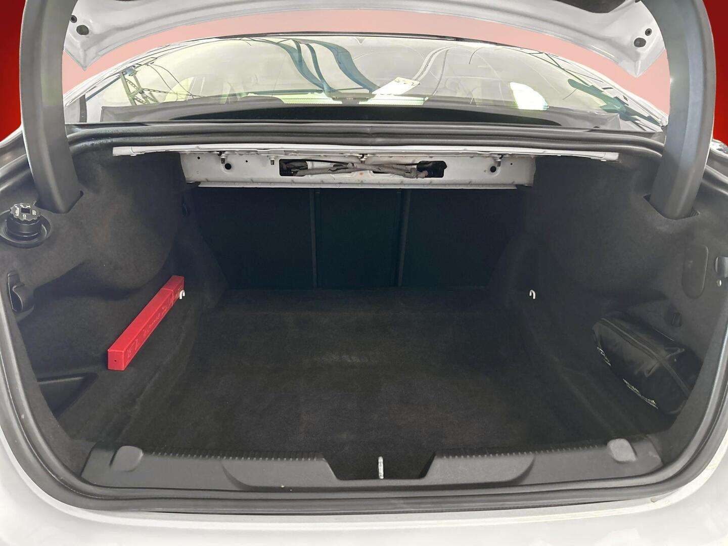 JAGUAR XE 2017