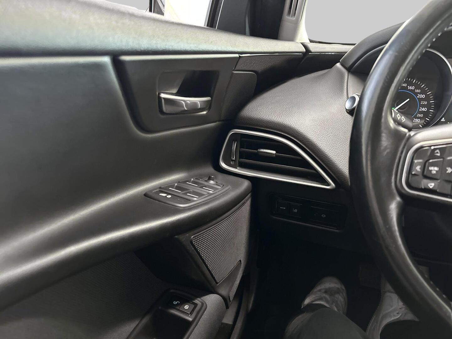 JAGUAR XE 2017