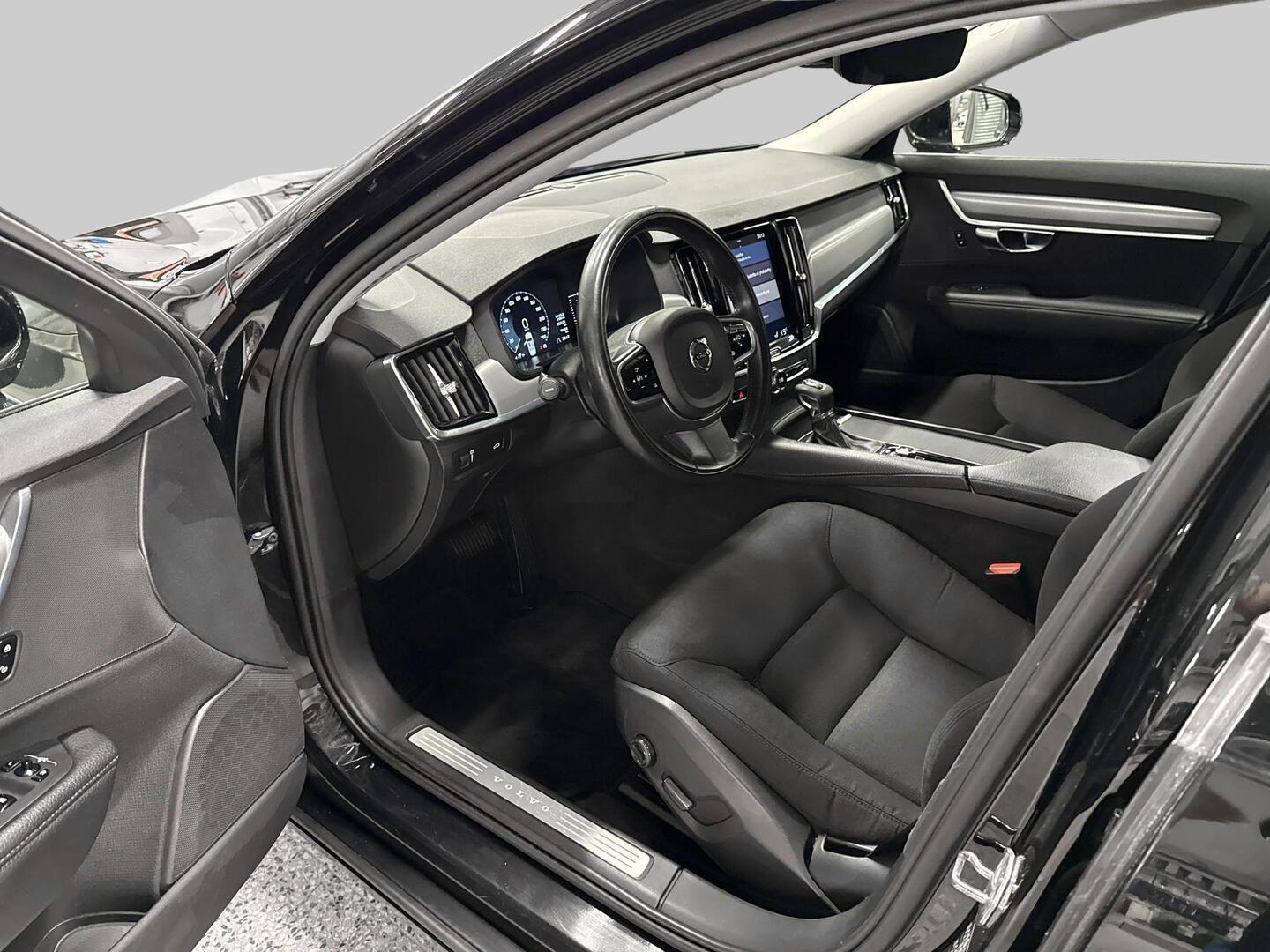VOLVO S90 2018