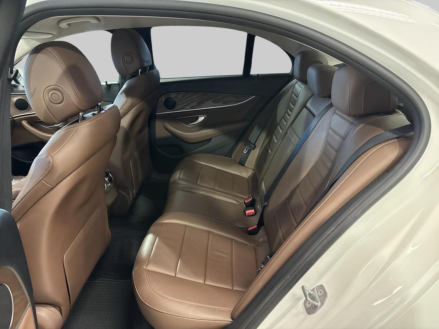 MERCEDES-BENZ E 2018