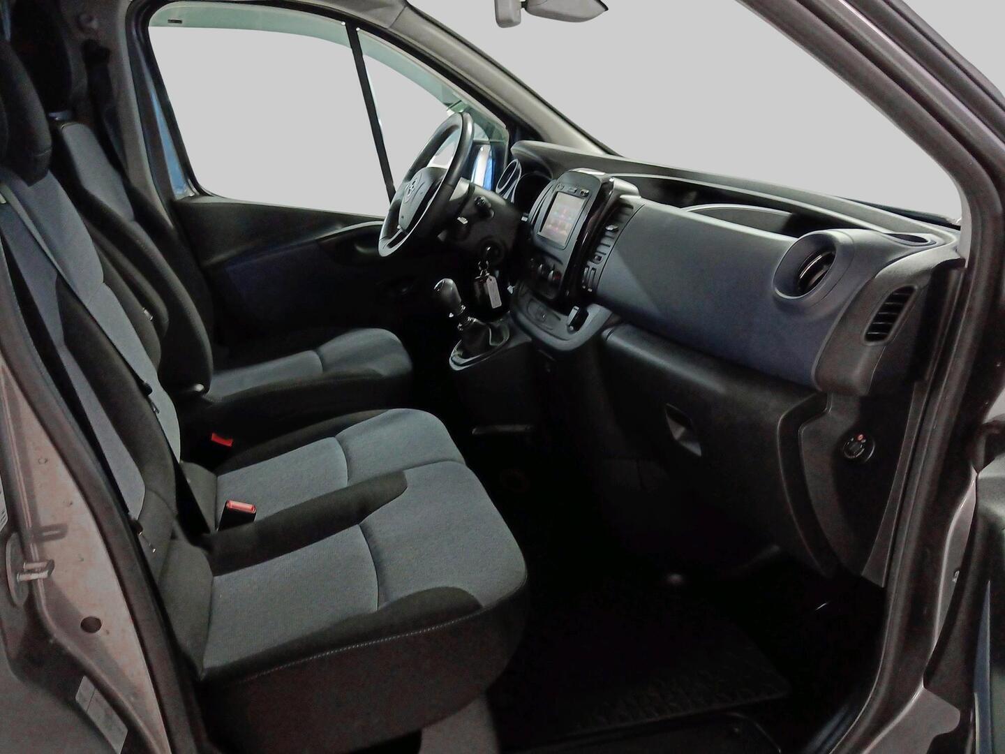 OPEL Vivaro 2019