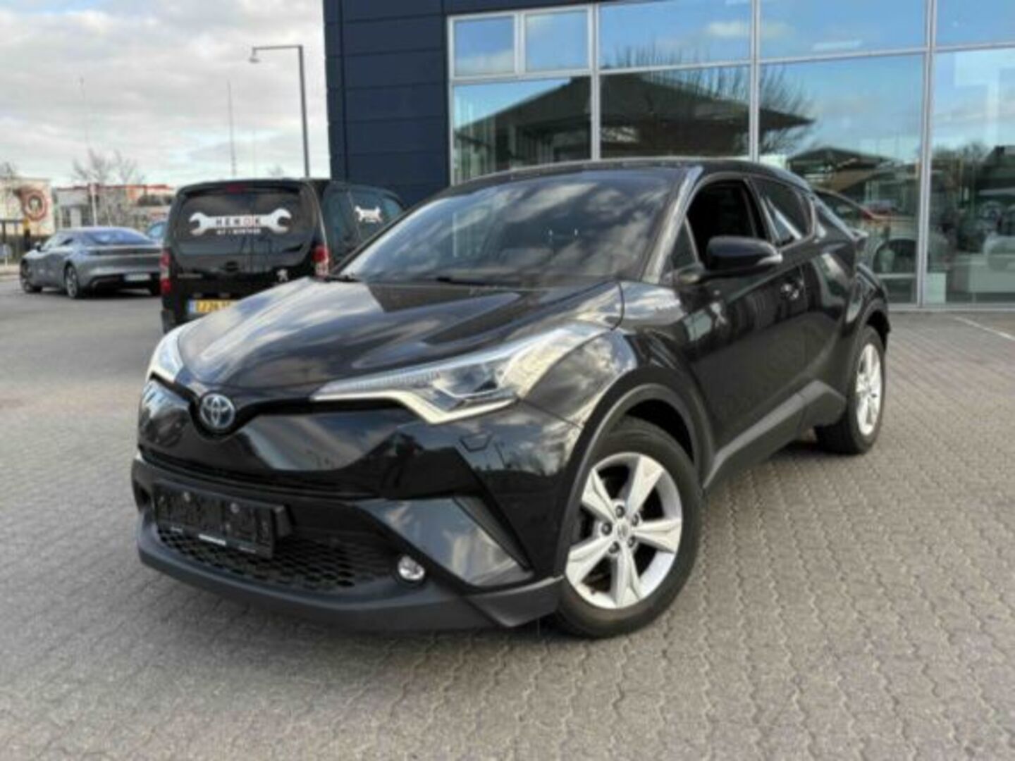 TOYOTA C-HR 2019