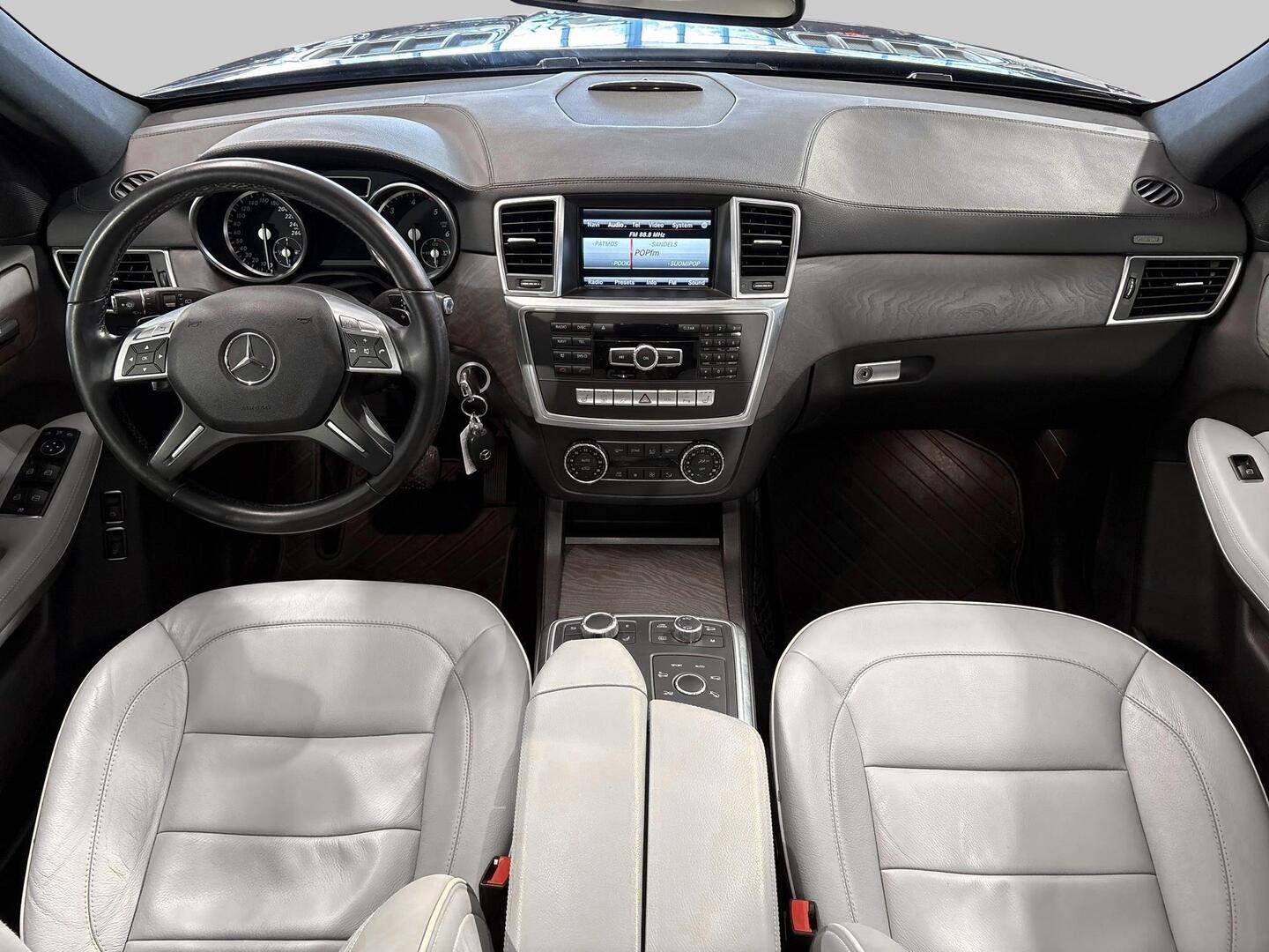 MERCEDES-BENZ GL 2013