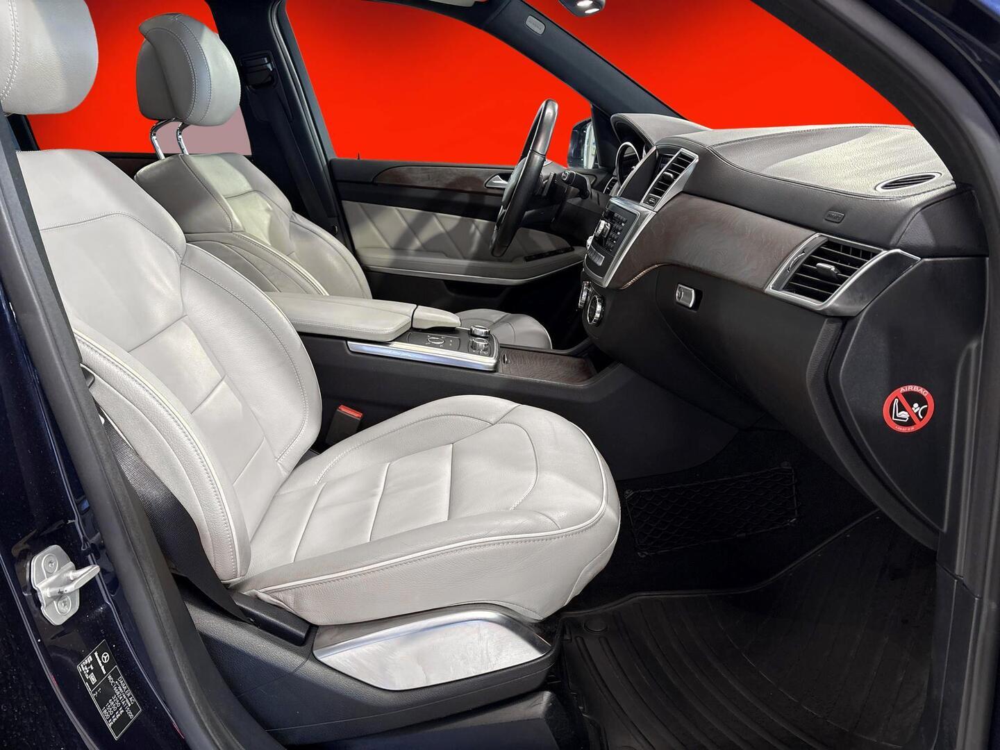 MERCEDES-BENZ GL 2013