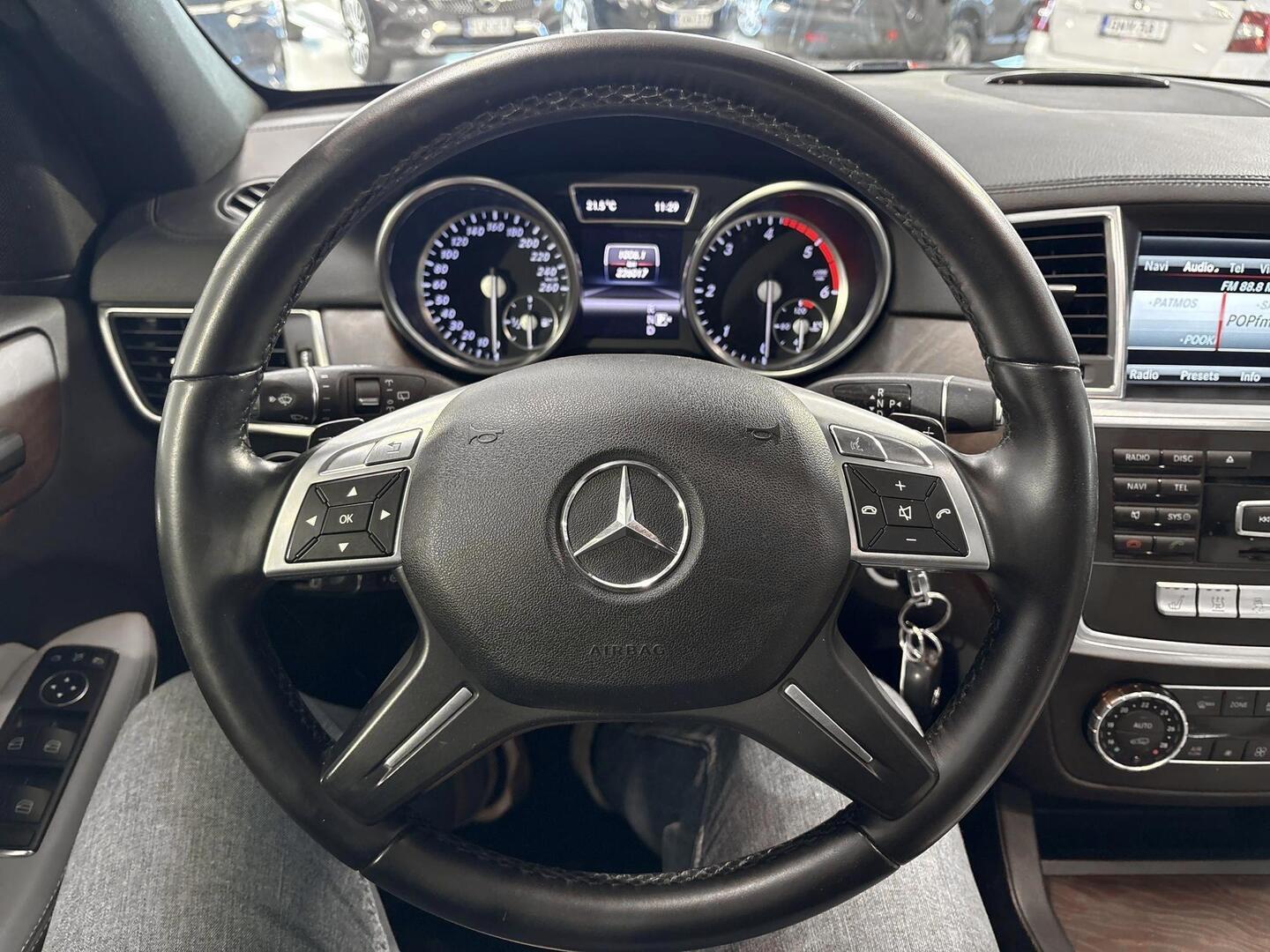 MERCEDES-BENZ GL 2013