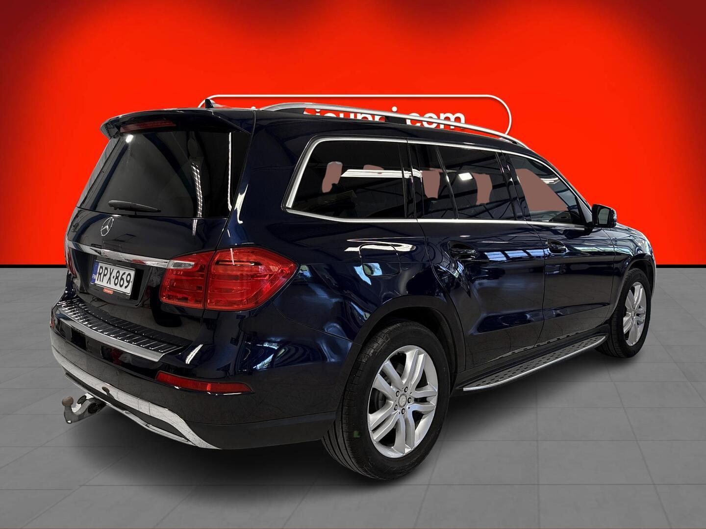 MERCEDES-BENZ GL 2013