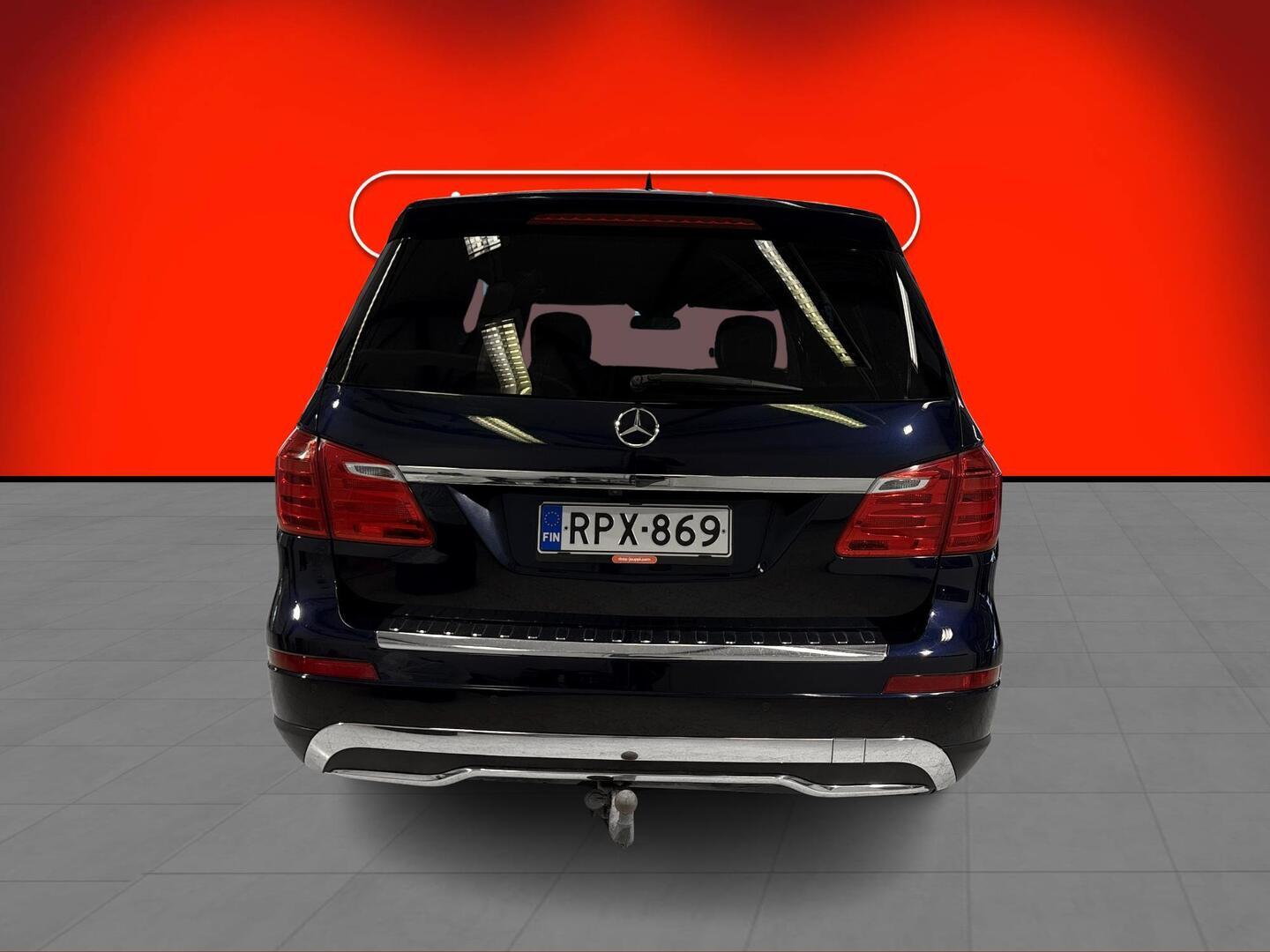 MERCEDES-BENZ GL 2013