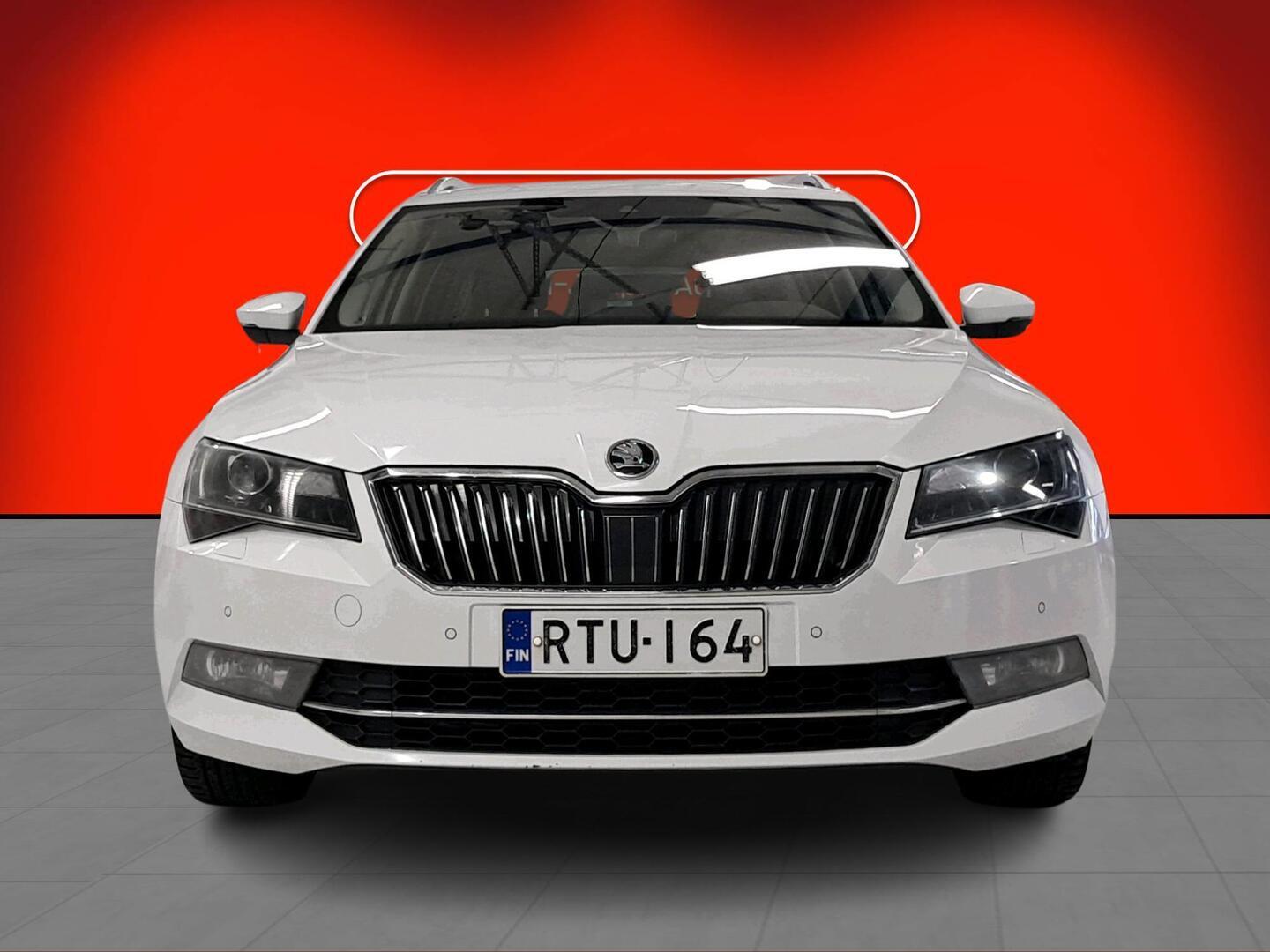 SKODA Superb 2019