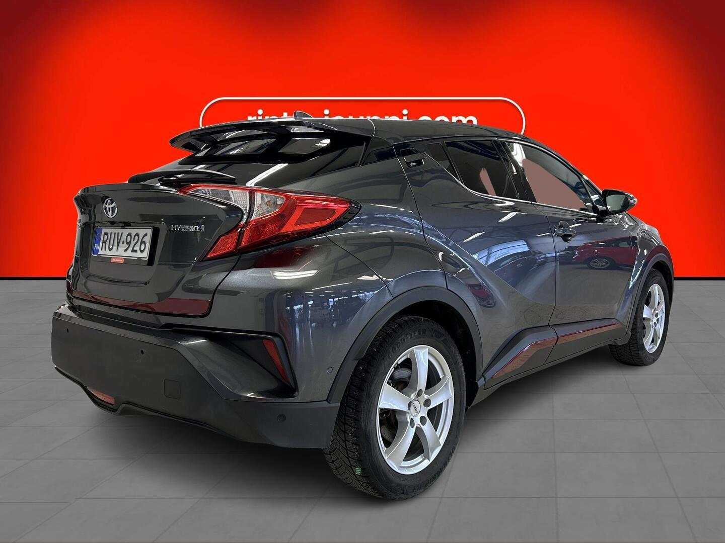TOYOTA C-HR 2017